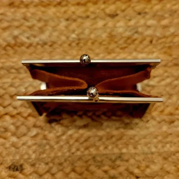 Vintage Hand-Tooled Leather Coin Purse or Wallet From Heidelberg, Germany - Picture 3 of 7